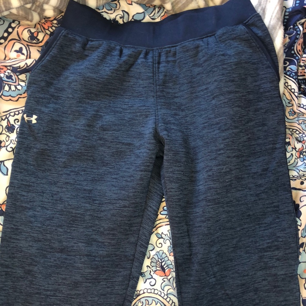 women’s under armor sweatpants